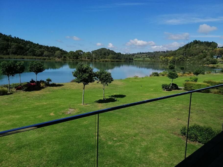 Purangi Waterfront Retreat - 2 Bedroom Cooks Beach Εξωτερικό φωτογραφία